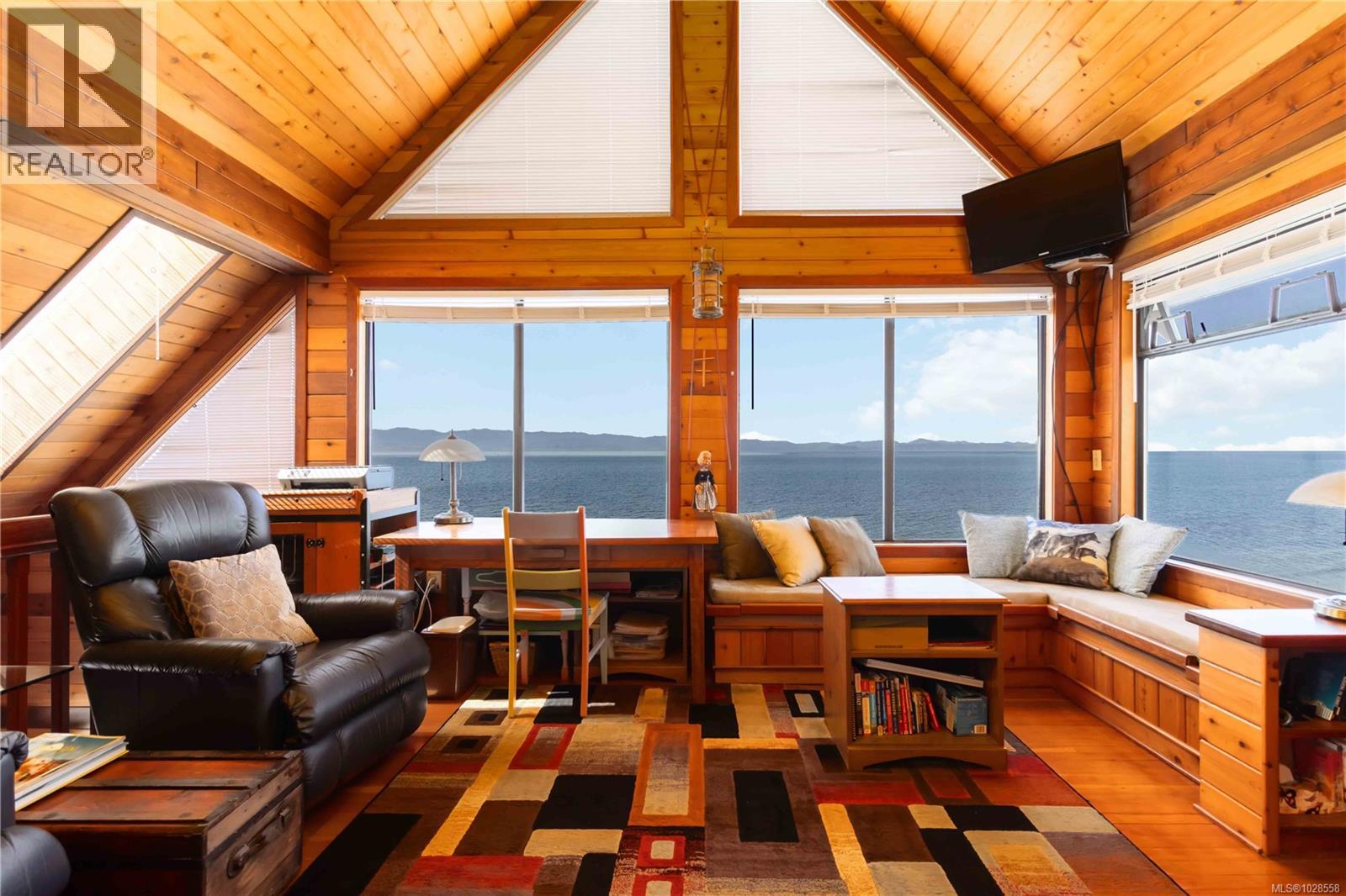 8719 WEST COAST RD - 15