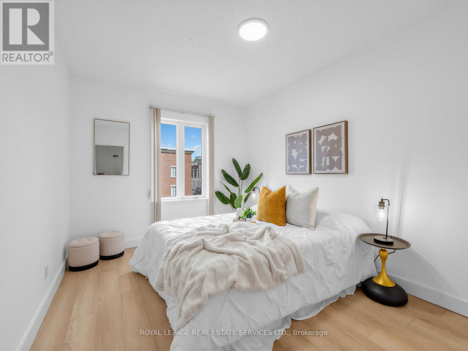 #515 46 EAST LIBERTY STREET - 21