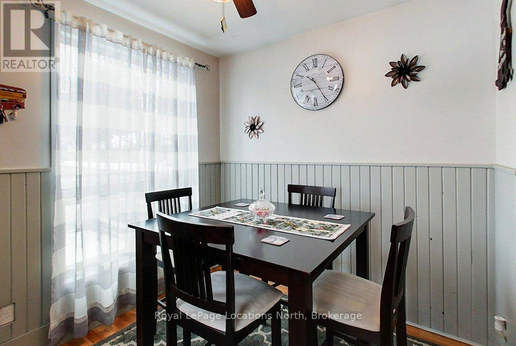 56 LORNE AVENUE - 9