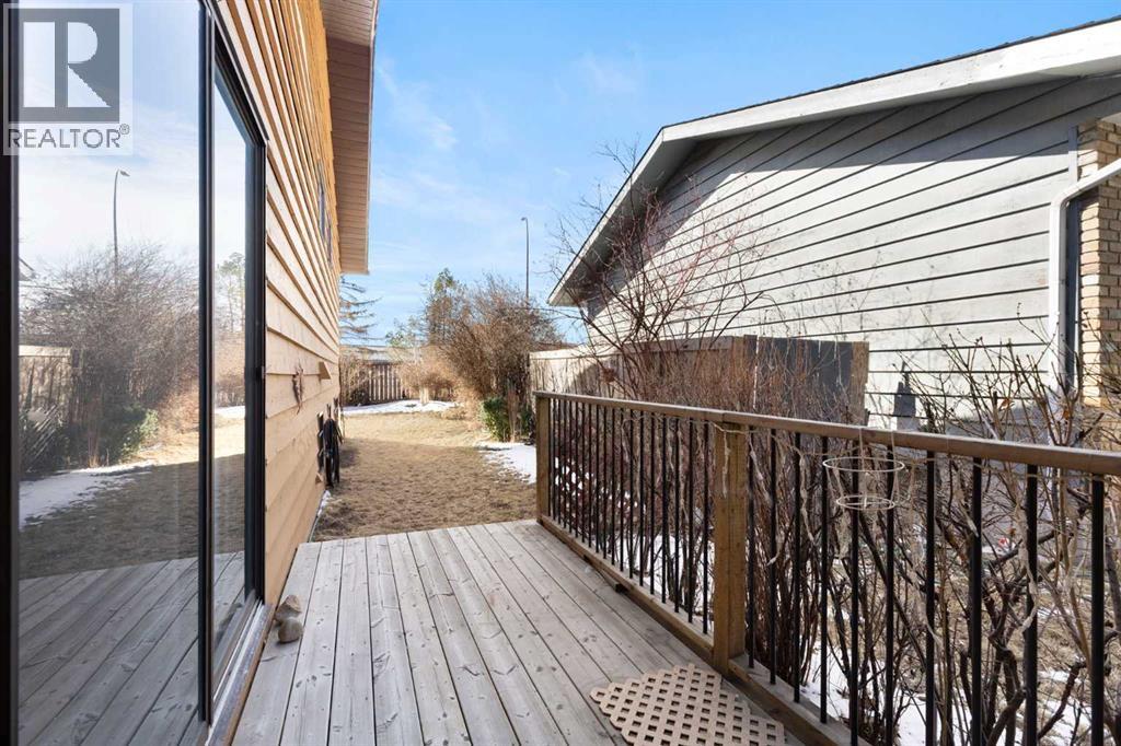 Single Family House 3 Level for Sale in  Castlefall Road NE Castleridge Calgary 