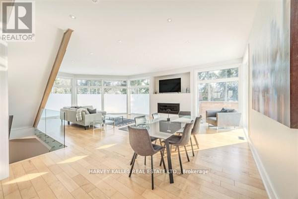 3279 LAKESHORE ROAD - 12