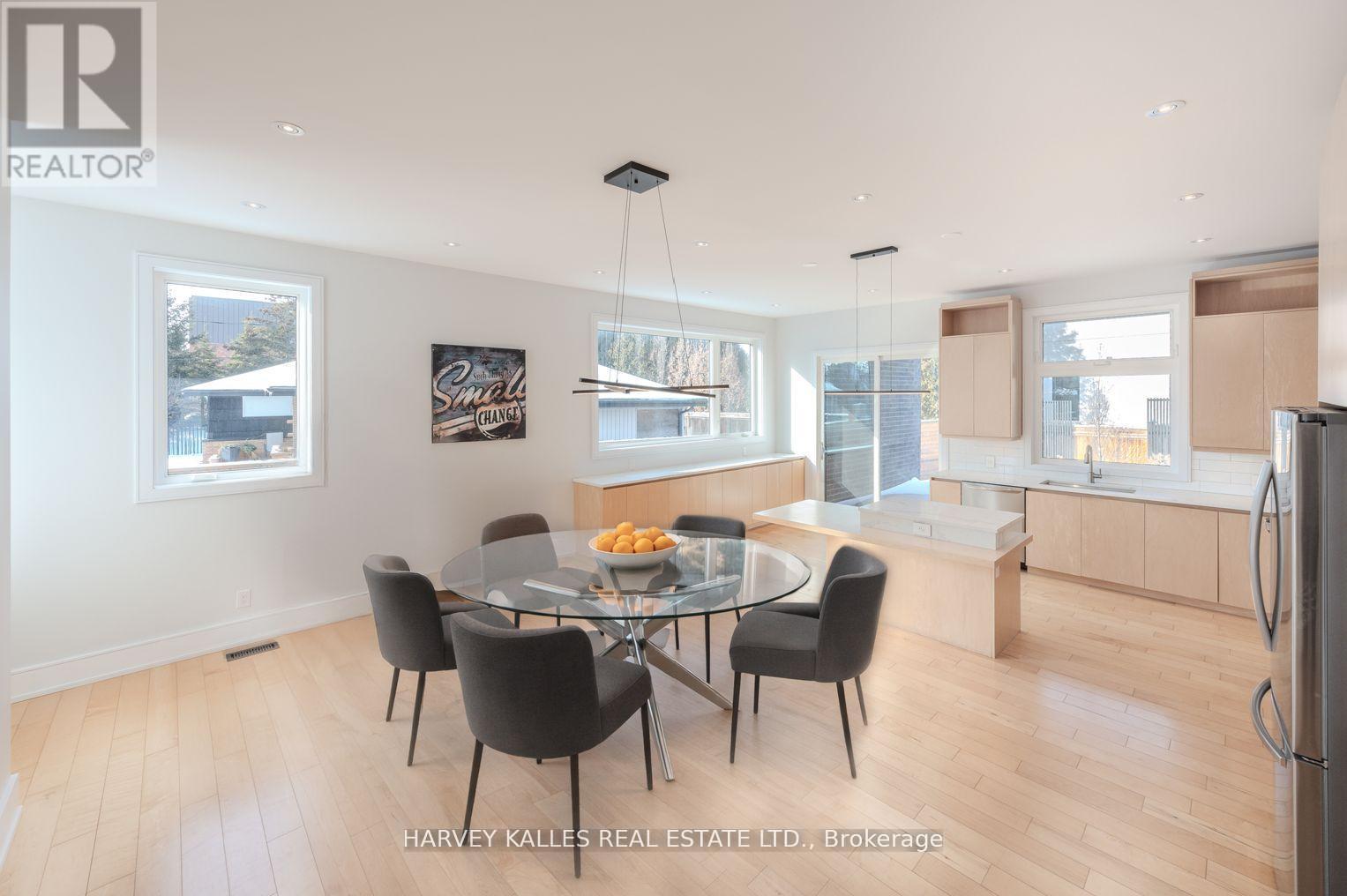 3279 LAKESHORE ROAD - 20