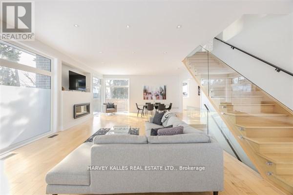 3279 LAKESHORE ROAD - 8