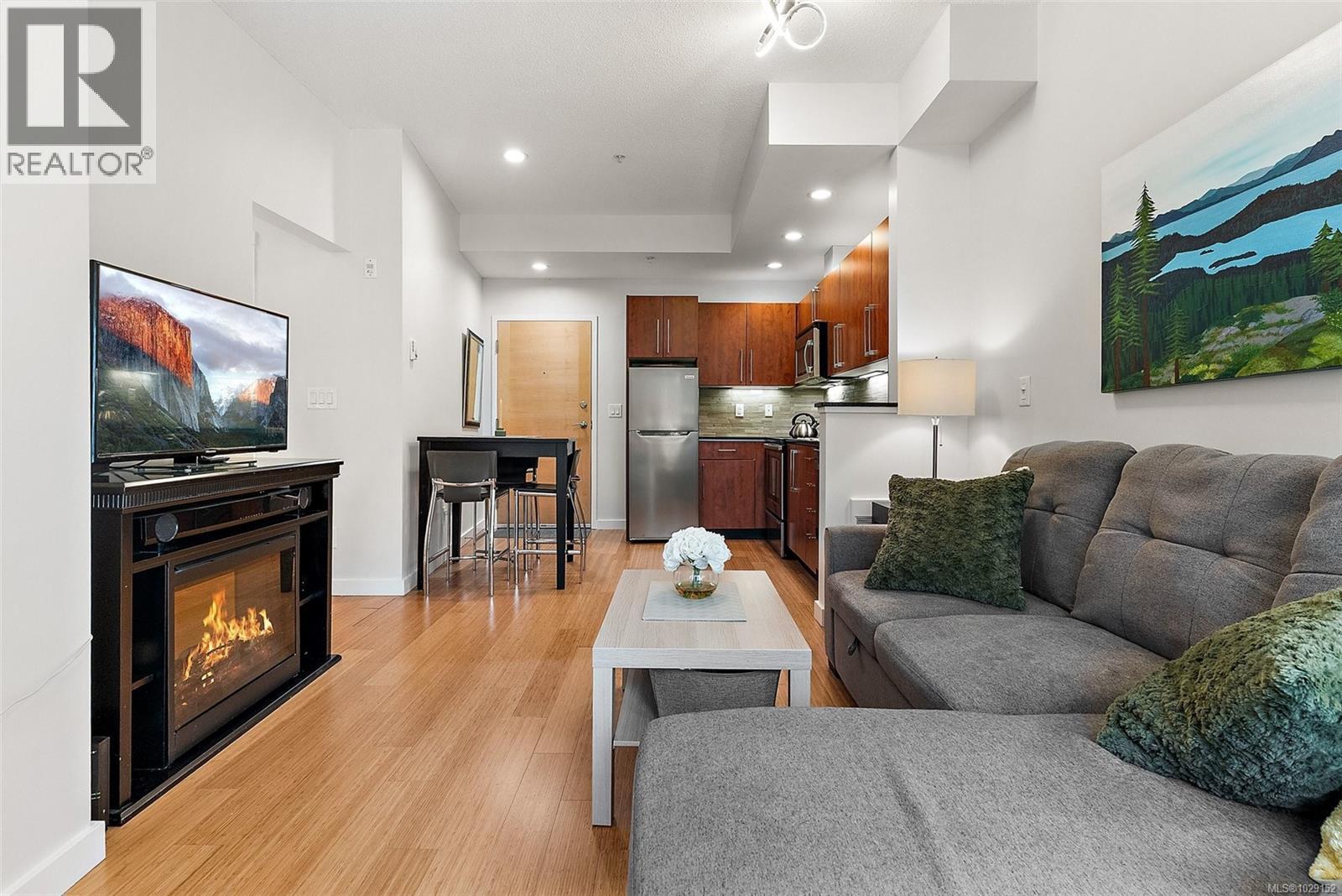 #414 611 BROOKSIDE RD - 6