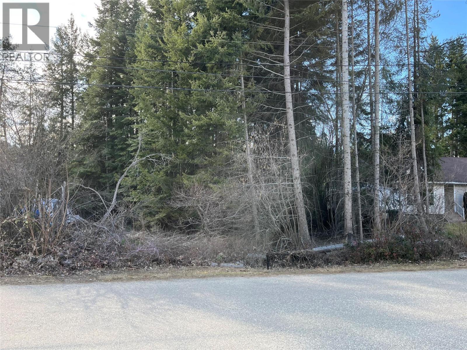 2723 Fir Drive, South Slocan