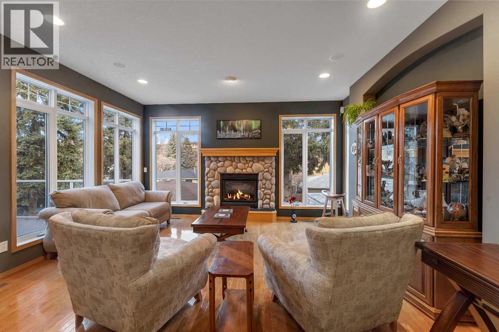 Single Family House for Sale in  Rosery Drive NW Rosemont Calgary 