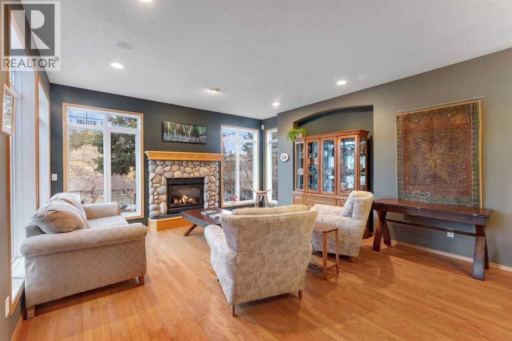 Single Family House for Sale in  Rosery Drive NW Rosemont Calgary 