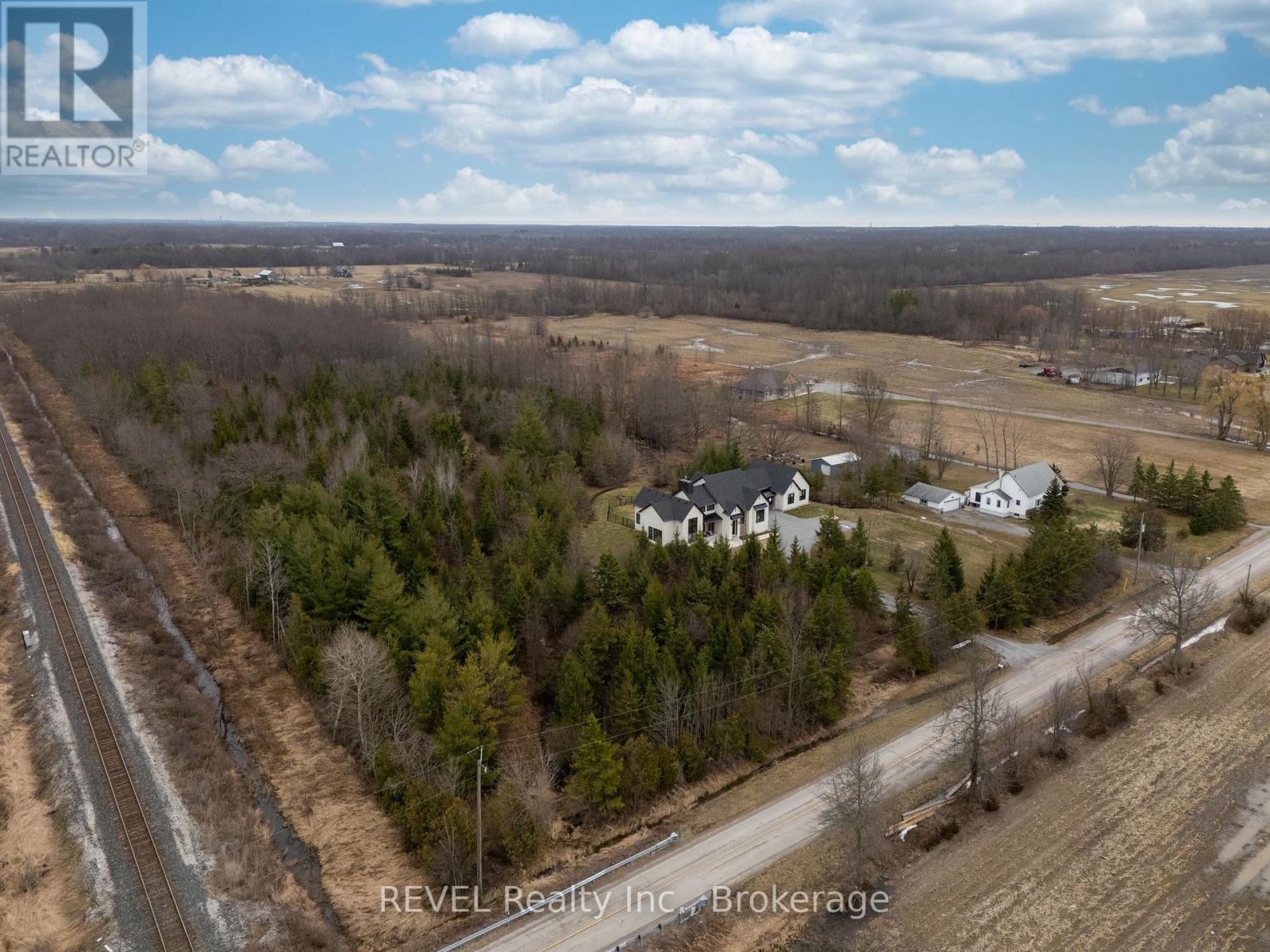 3901 WHITE ROAD - 50