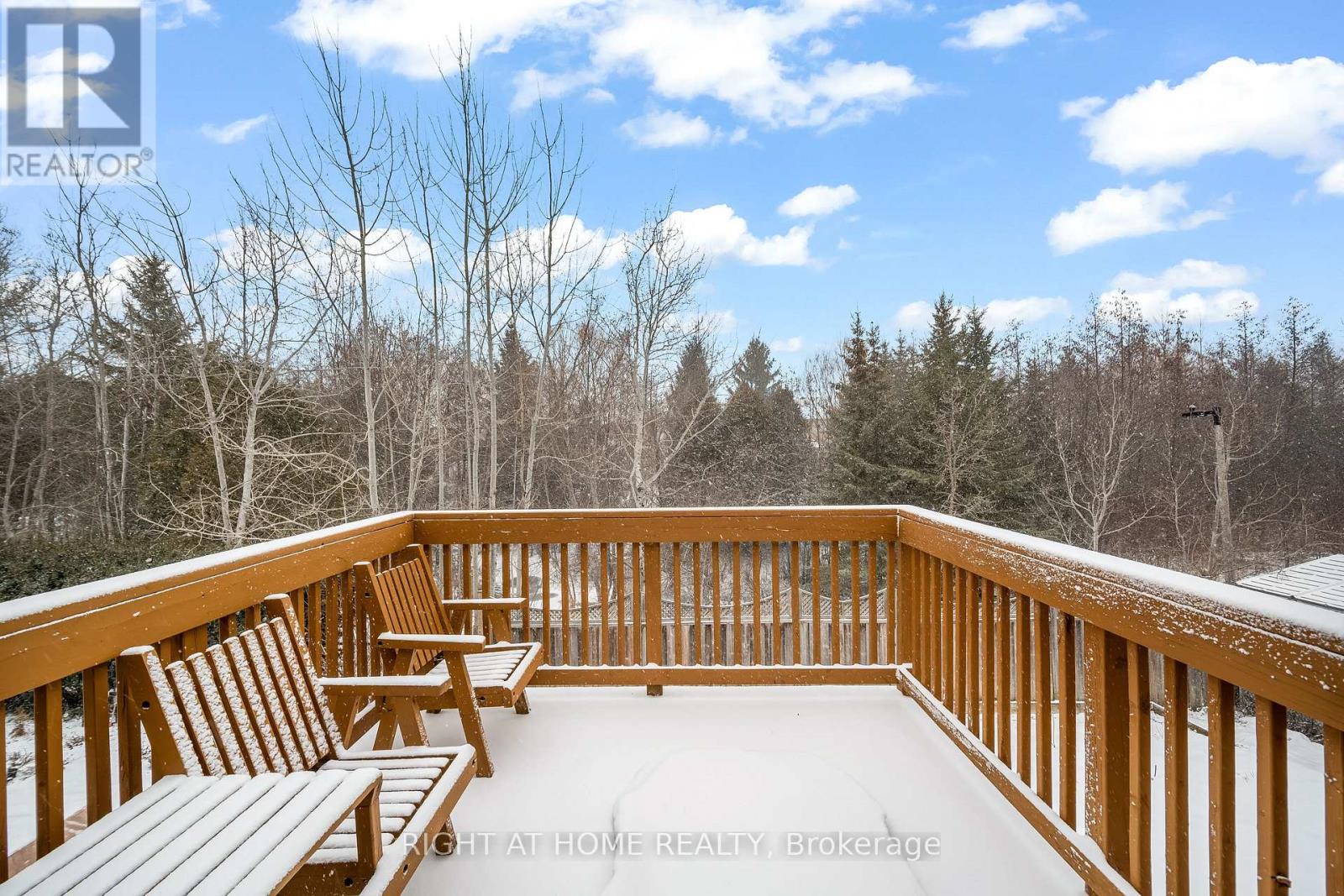 46 WOODHAVEN CRESCENT - 44