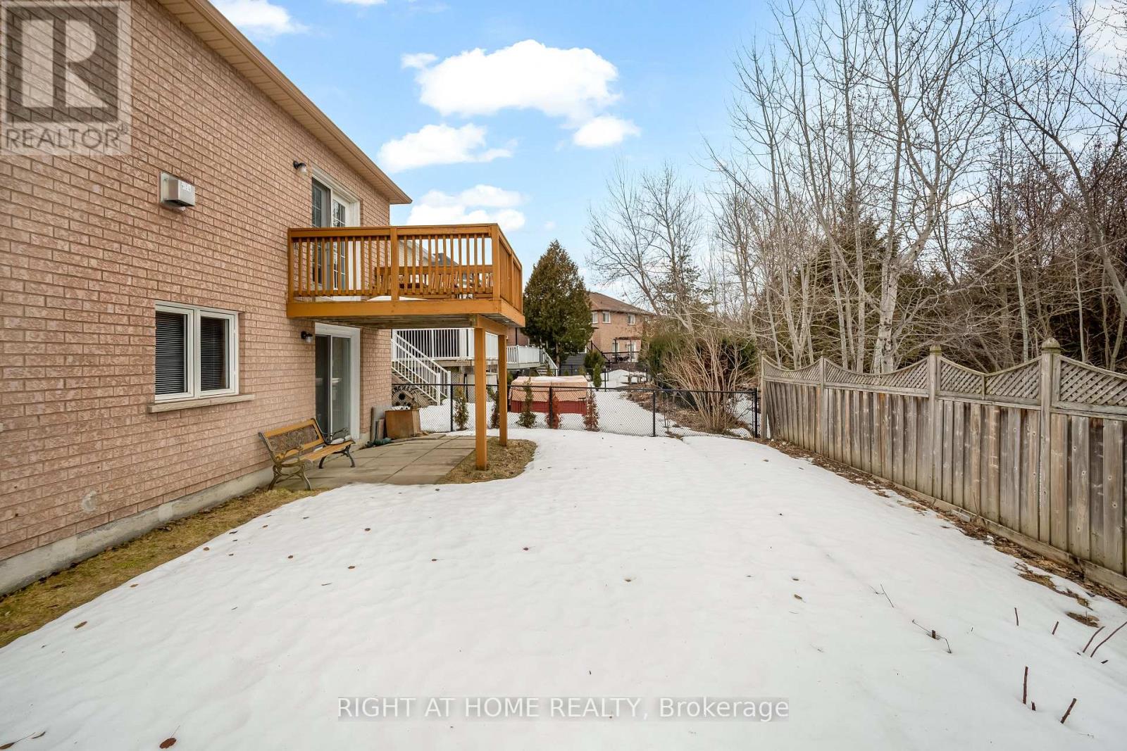46 WOODHAVEN CRESCENT - 7