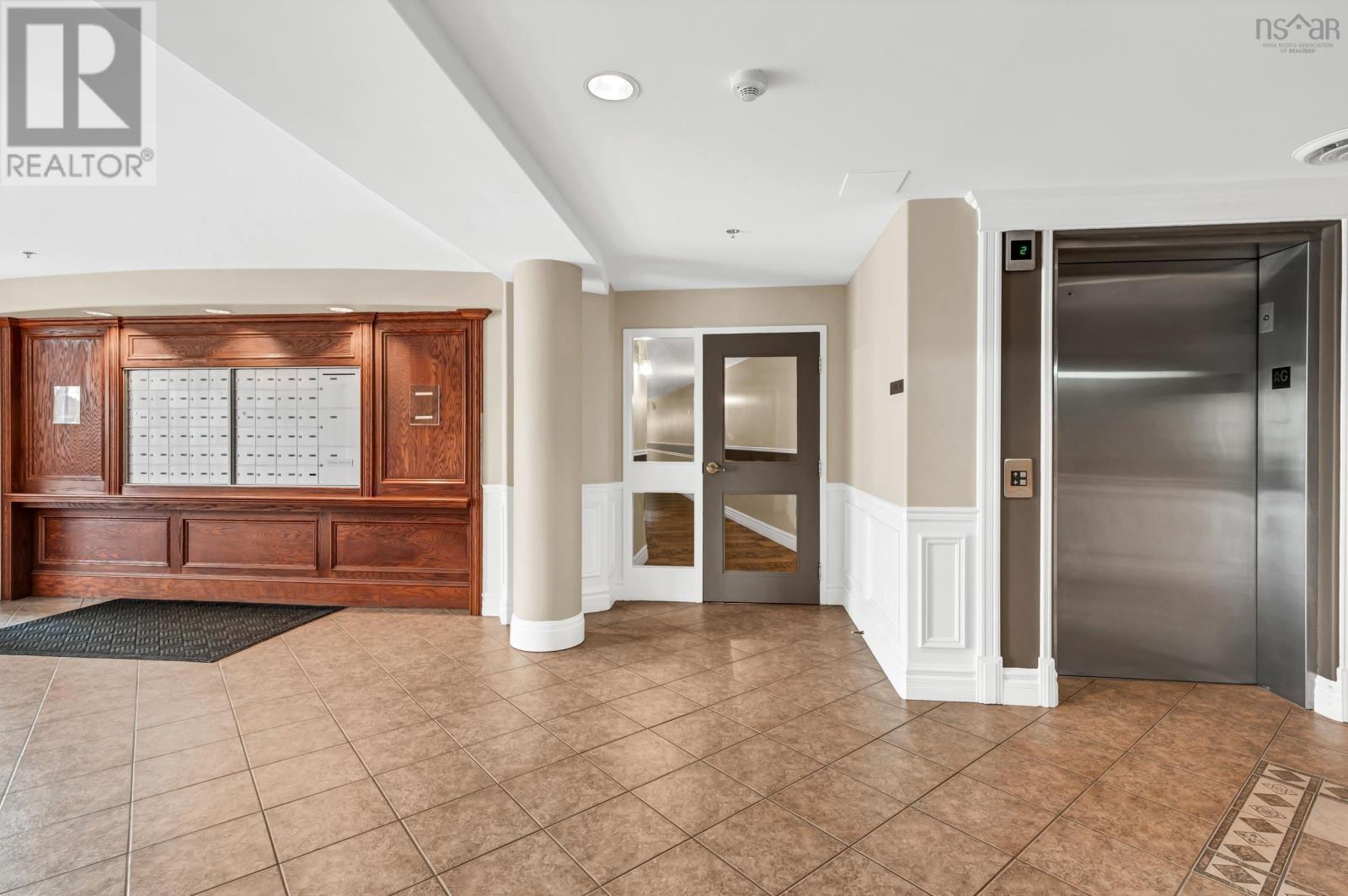 Property 35 of 42 of 101 52 Whitehall Crescent