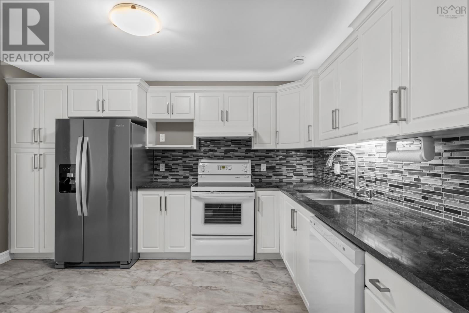 Property 20 of 42 of 101 52 Whitehall Crescent