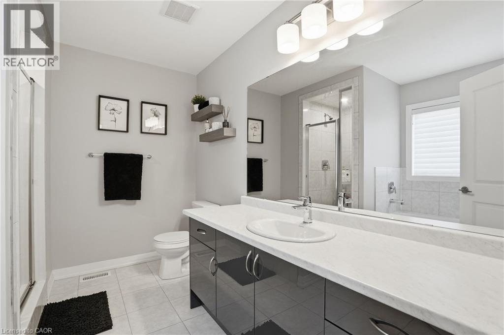 3 SLEETH Street, Brantford, Ontario, N3S0J7 — Photo 2