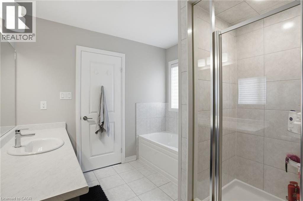 3 SLEETH Street, Brantford, Ontario, N3S0J7 — Photo 13
