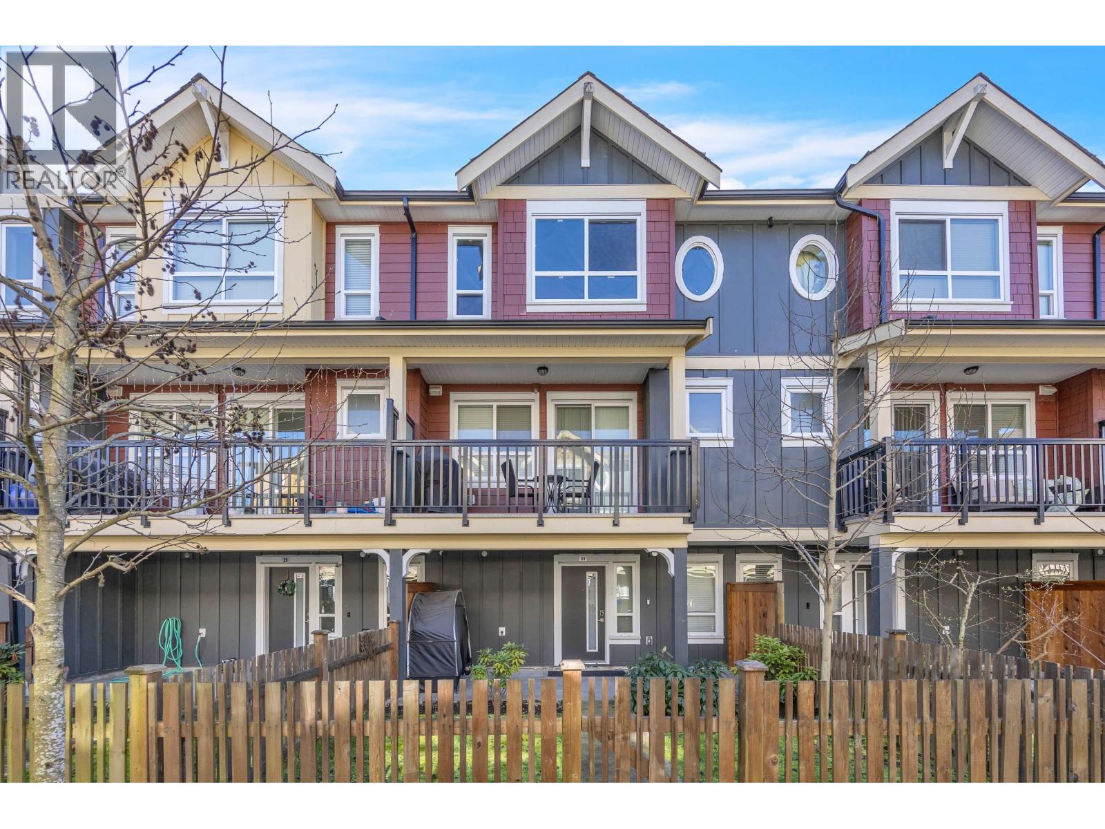 28 430 DUNCAN STREET, New Westminster