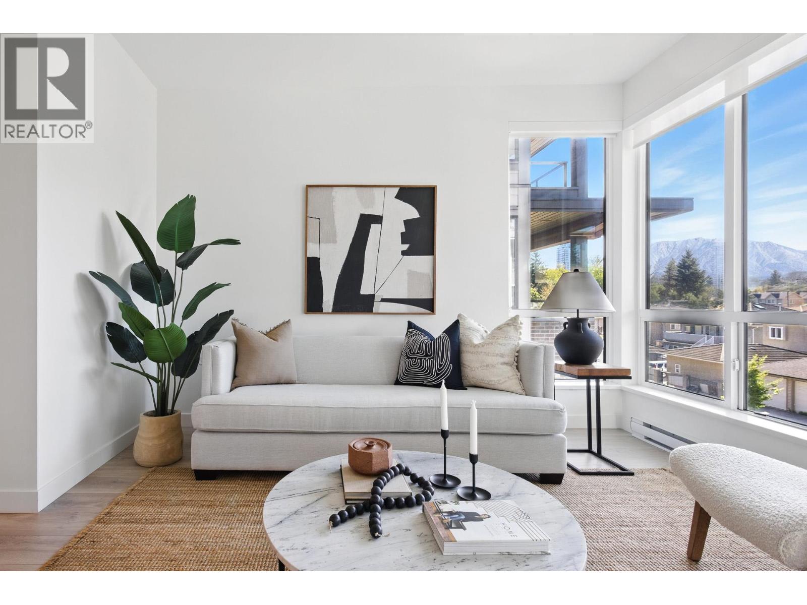 321 7599 15TH Street - main photo