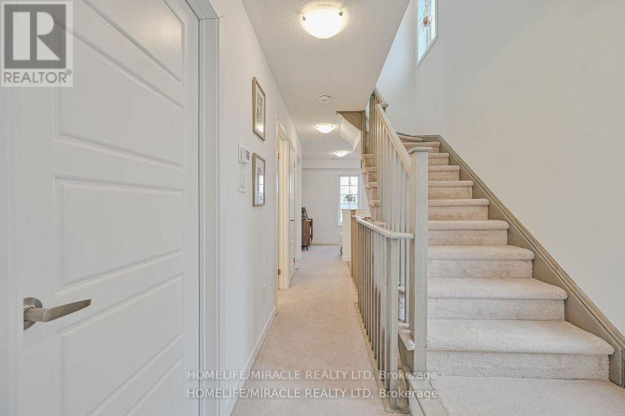 17 SELFRIDGE WAY - 18