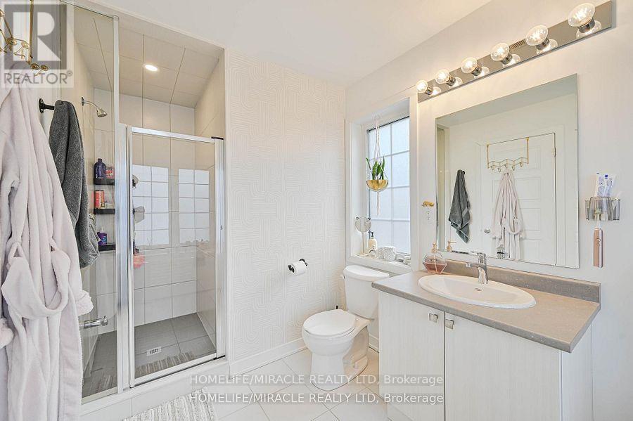 17 SELFRIDGE WAY - 34