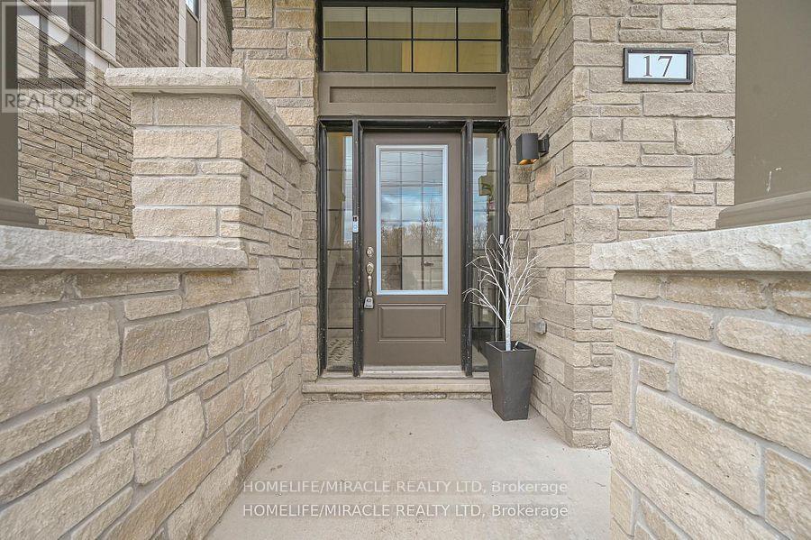 17 SELFRIDGE WAY - 4
