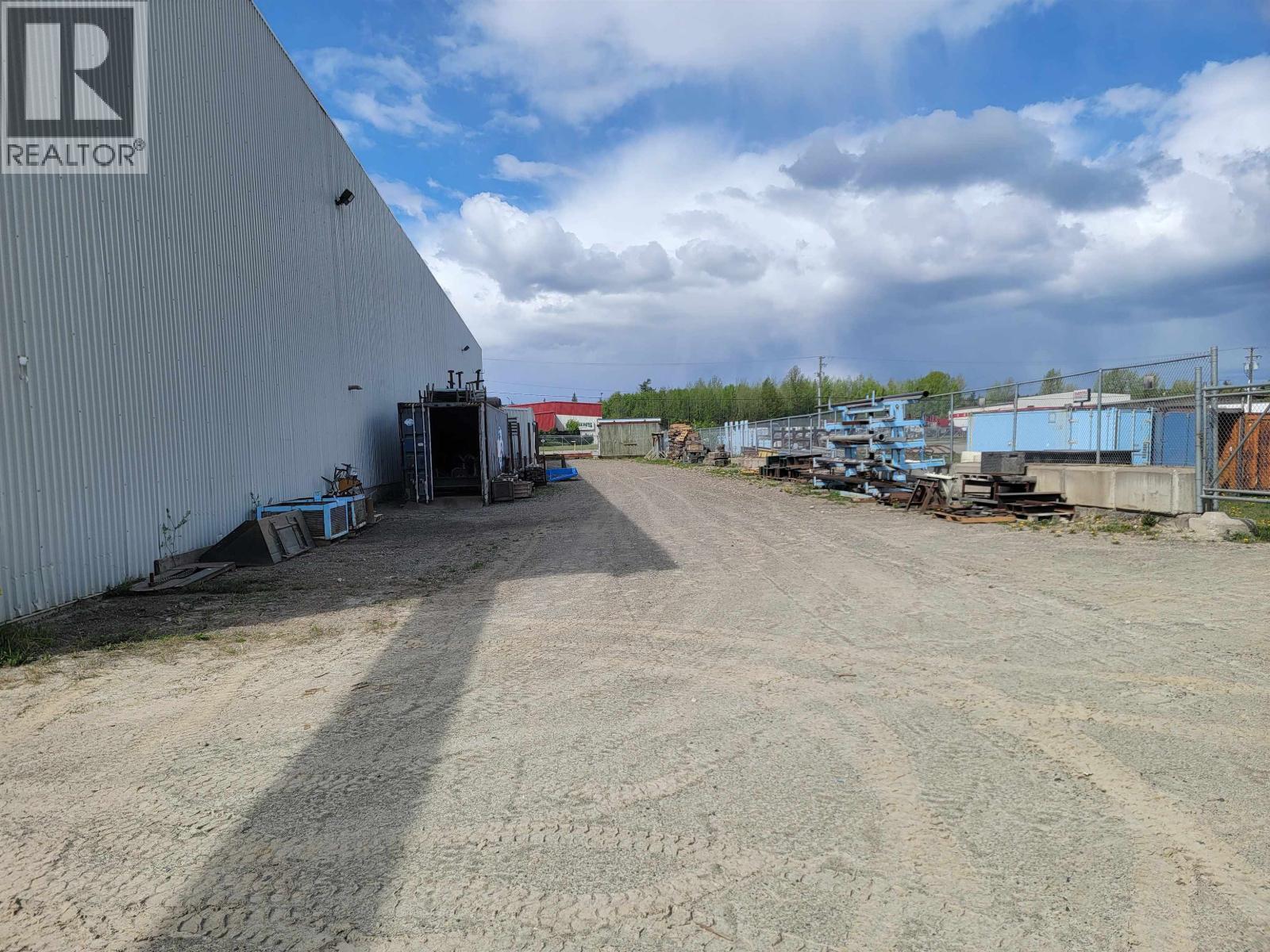 Photo 15 of 19 — 9588 MILWAUKEE WAY · Prince George, BC