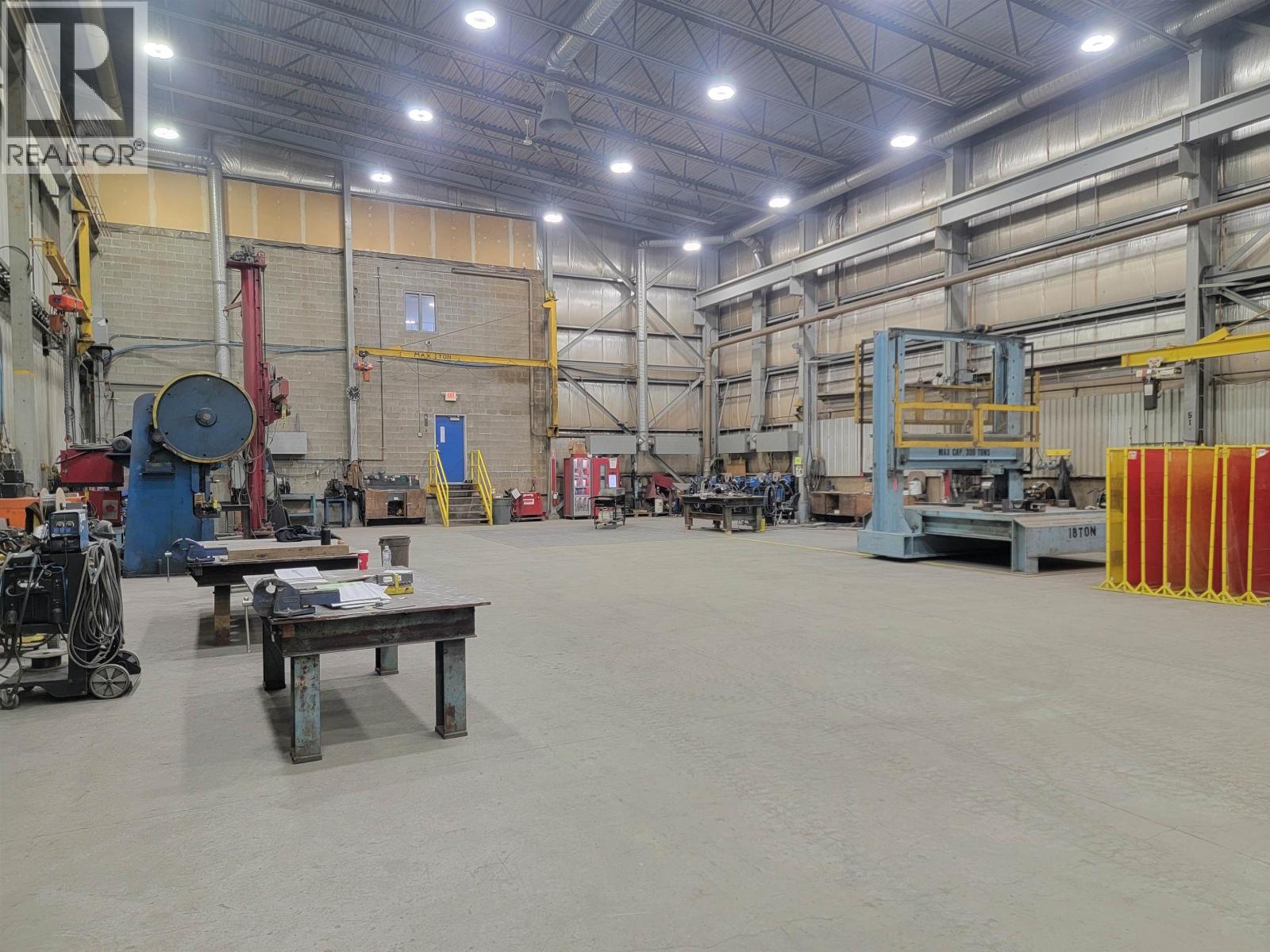 Photo 12 of 19 — 9588 MILWAUKEE WAY · Prince George, BC