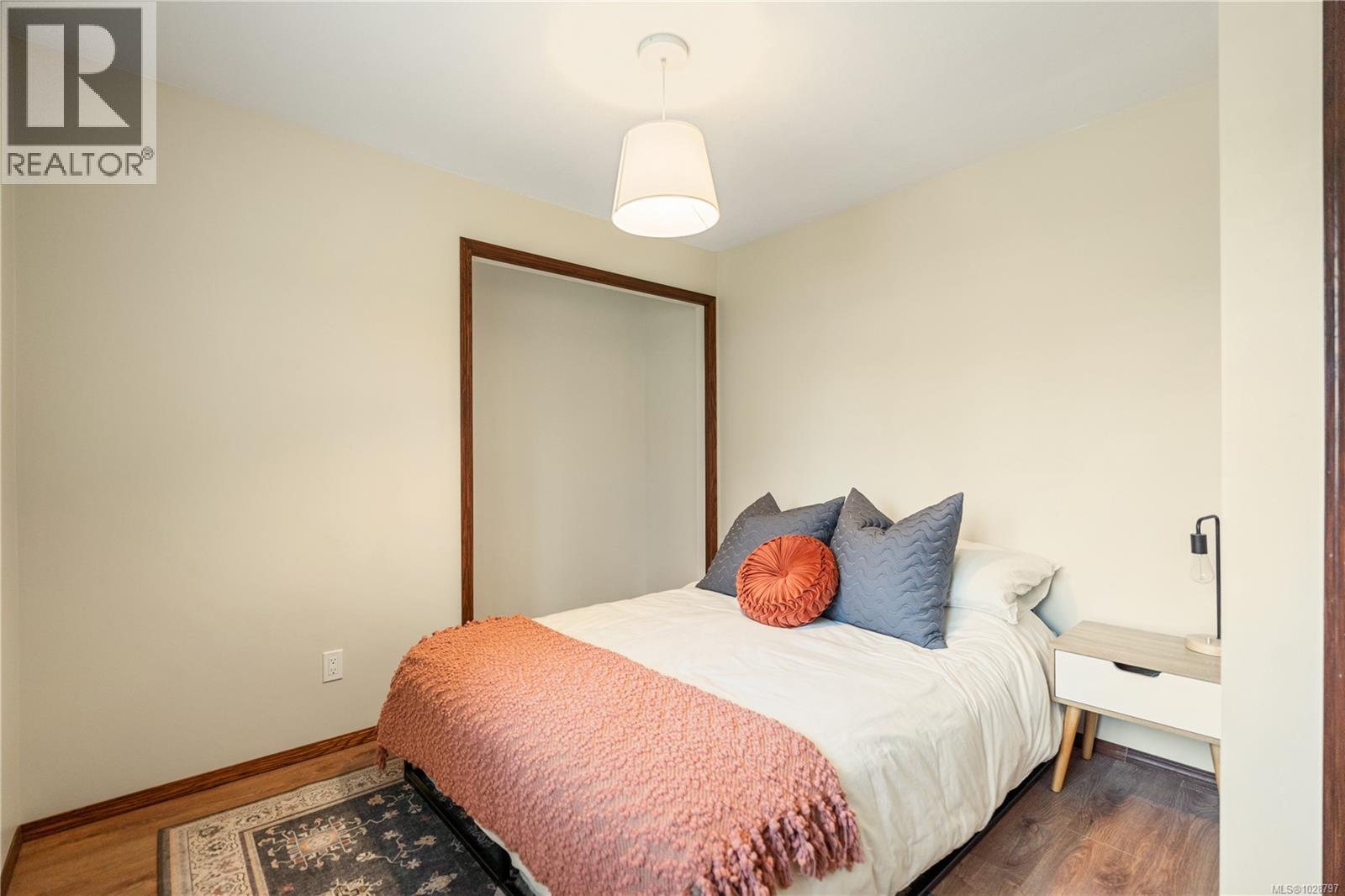 891 LAVENDER AVE - 19