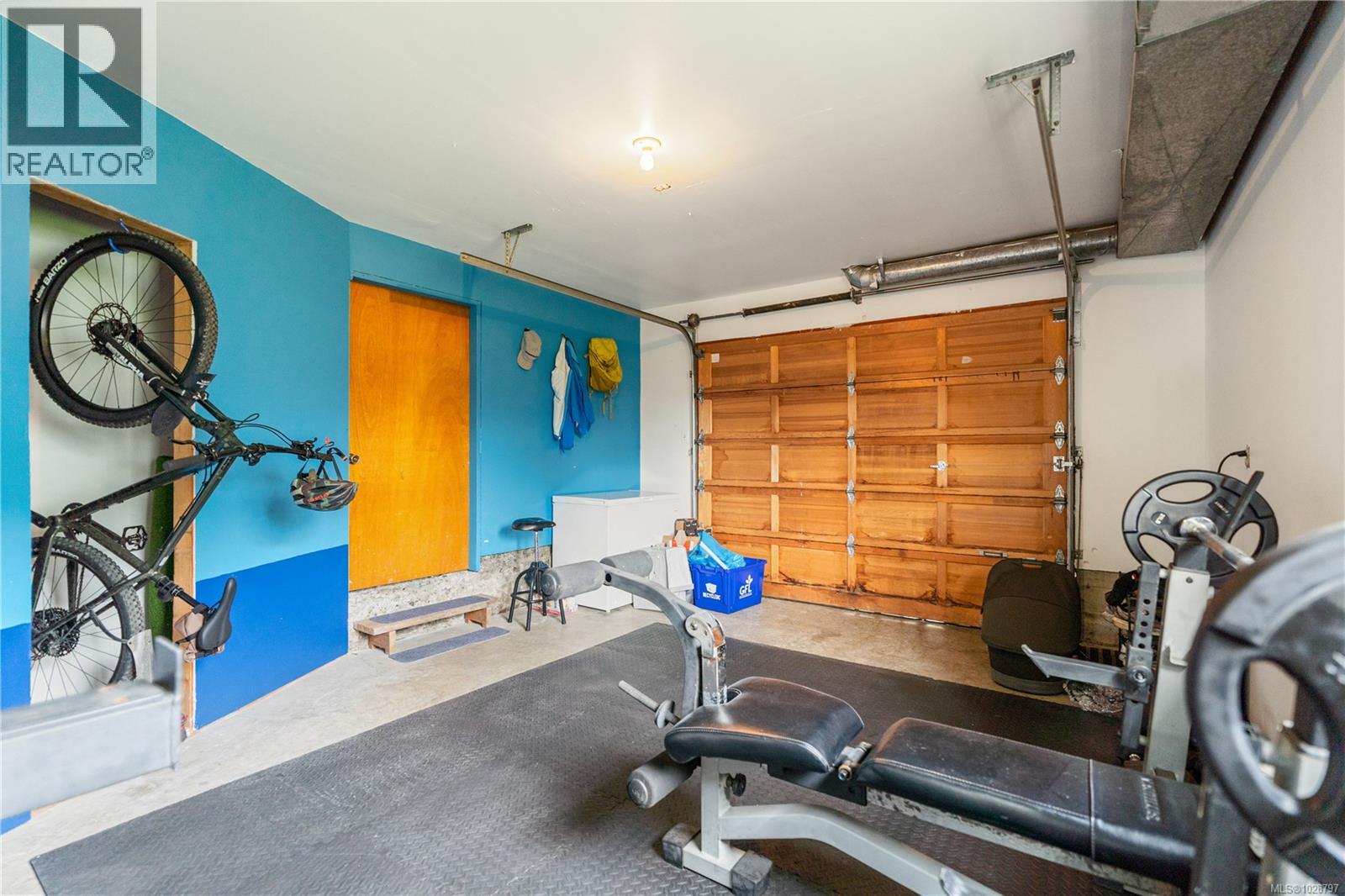 891 LAVENDER AVE - 24