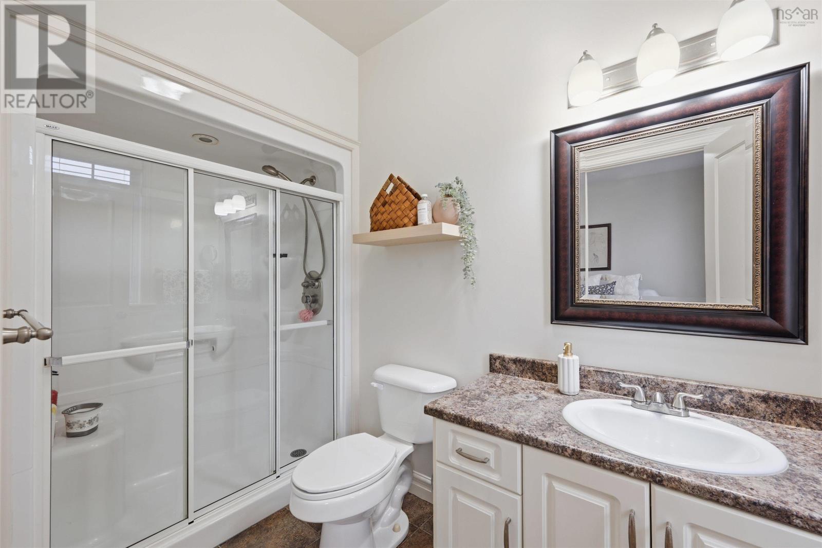 Property 23 of 49 of 11 Stockton Ridge