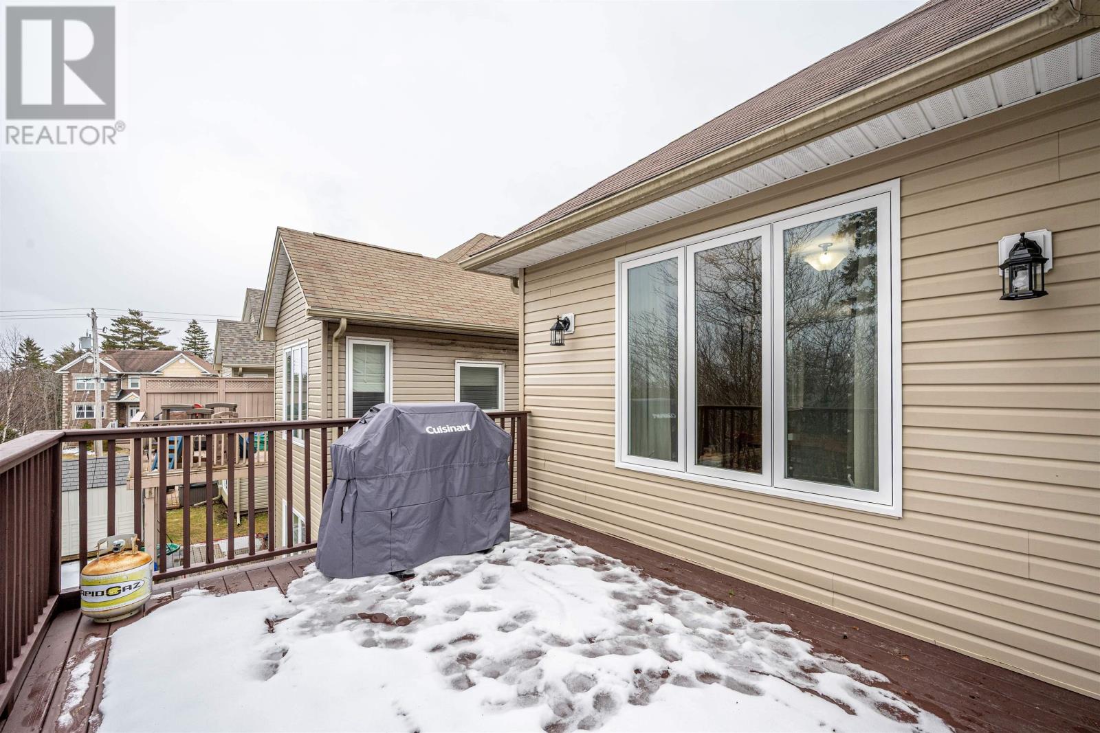 Property 36 of 49 of 11 Stockton Ridge