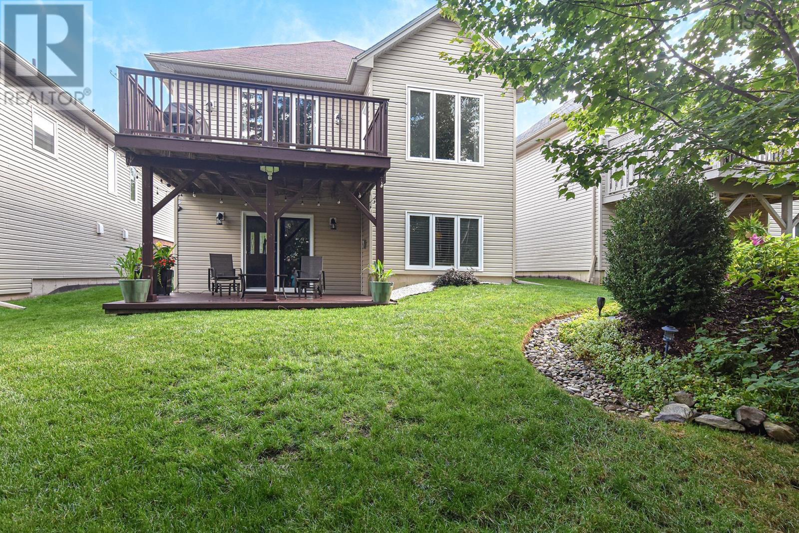 Property 39 of 49 of 11 Stockton Ridge