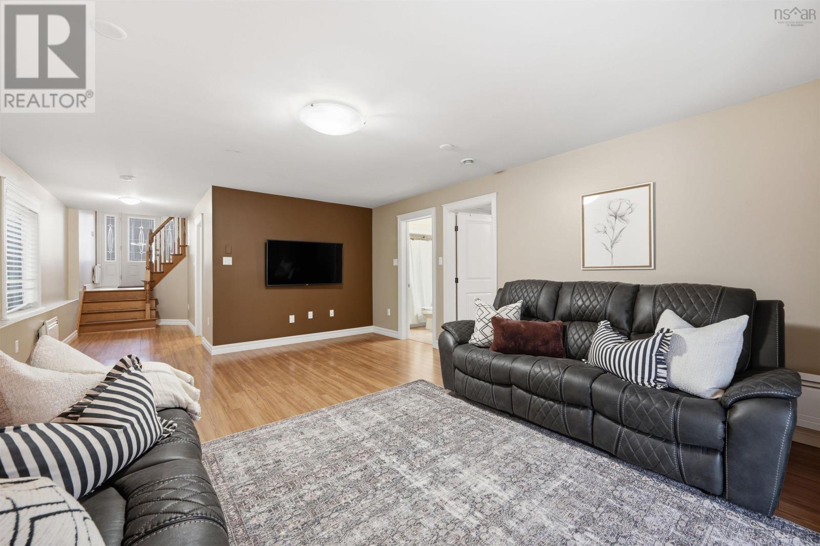 Property 32 of 49 of 11 Stockton Ridge