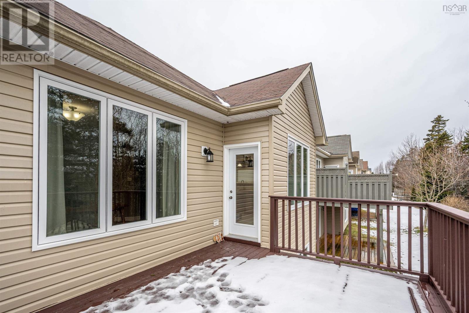 Property 37 of 49 of 11 Stockton Ridge