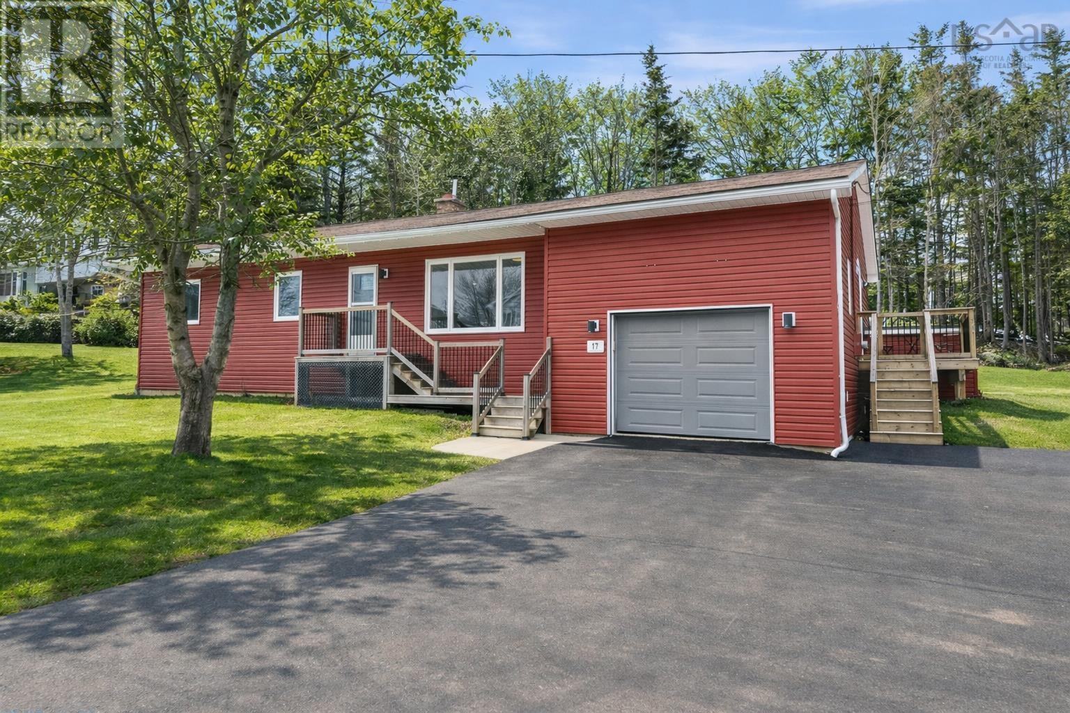 Property photo of 17 Sprucewood Avenue