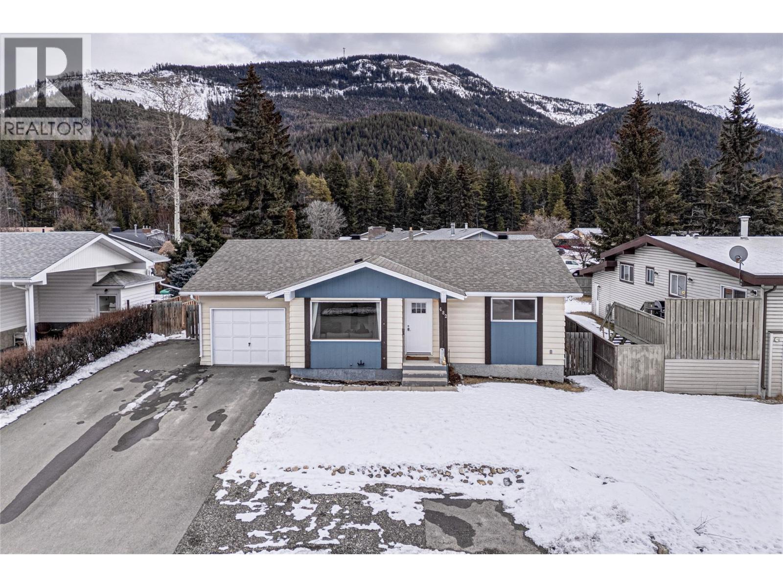482 Engelmann Spruce Drive, Sparwood