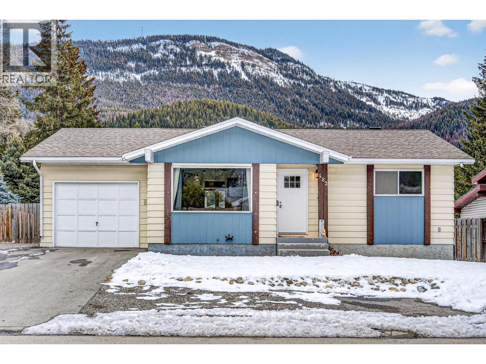 482 Engelmann Spruce Drive, Sparwood
