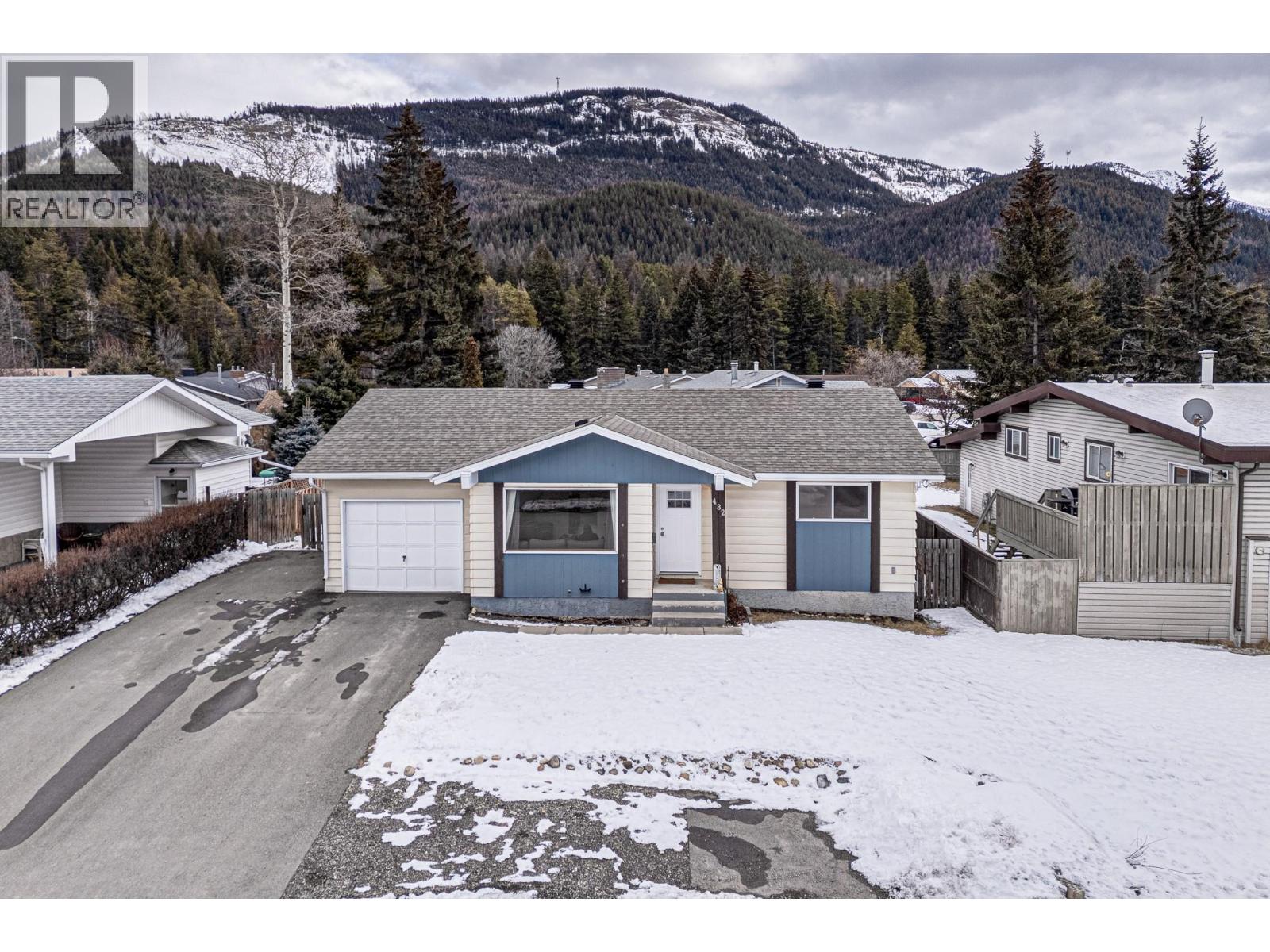 482 Engelmann Spruce Drive, Sparwood