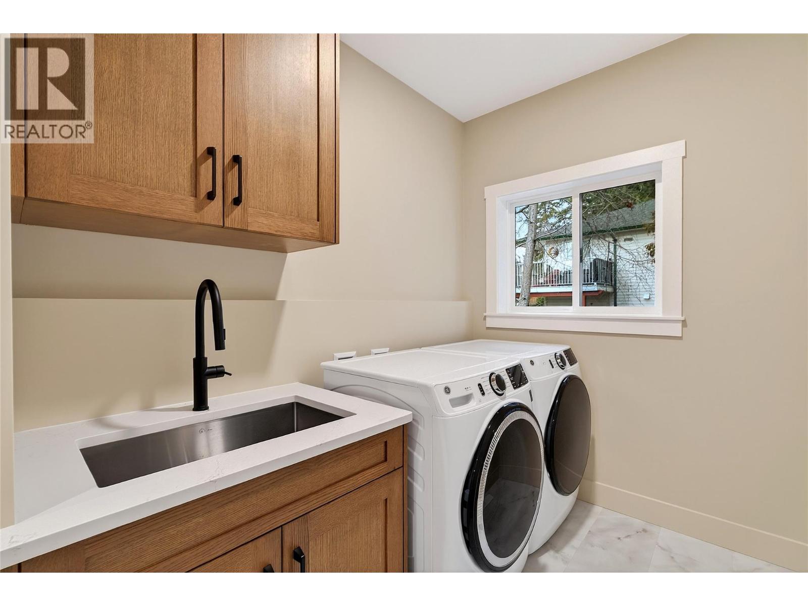 3682 Braelyn Road, Tappen