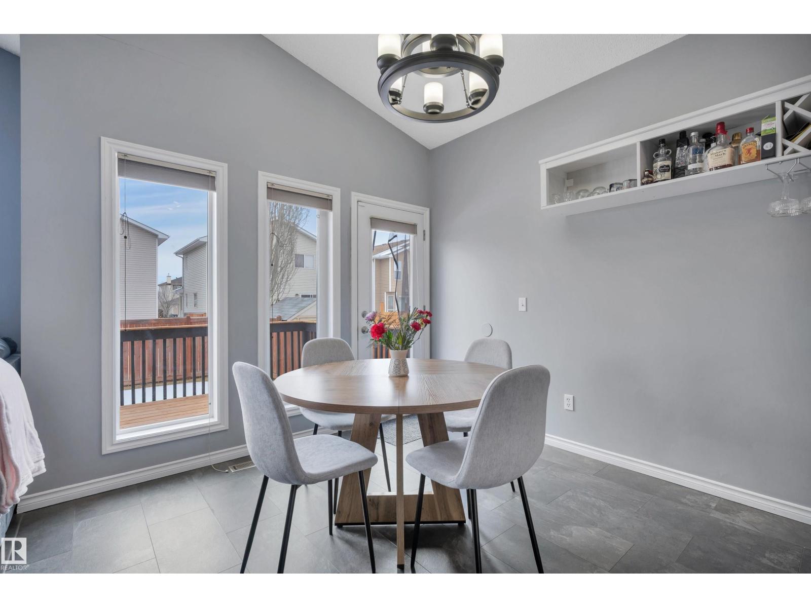 62 DOUGLAS CR, Leduc