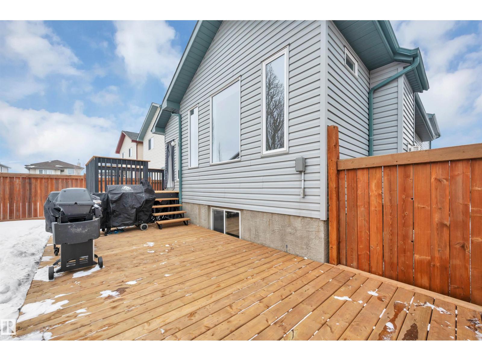 62 DOUGLAS CR, Leduc