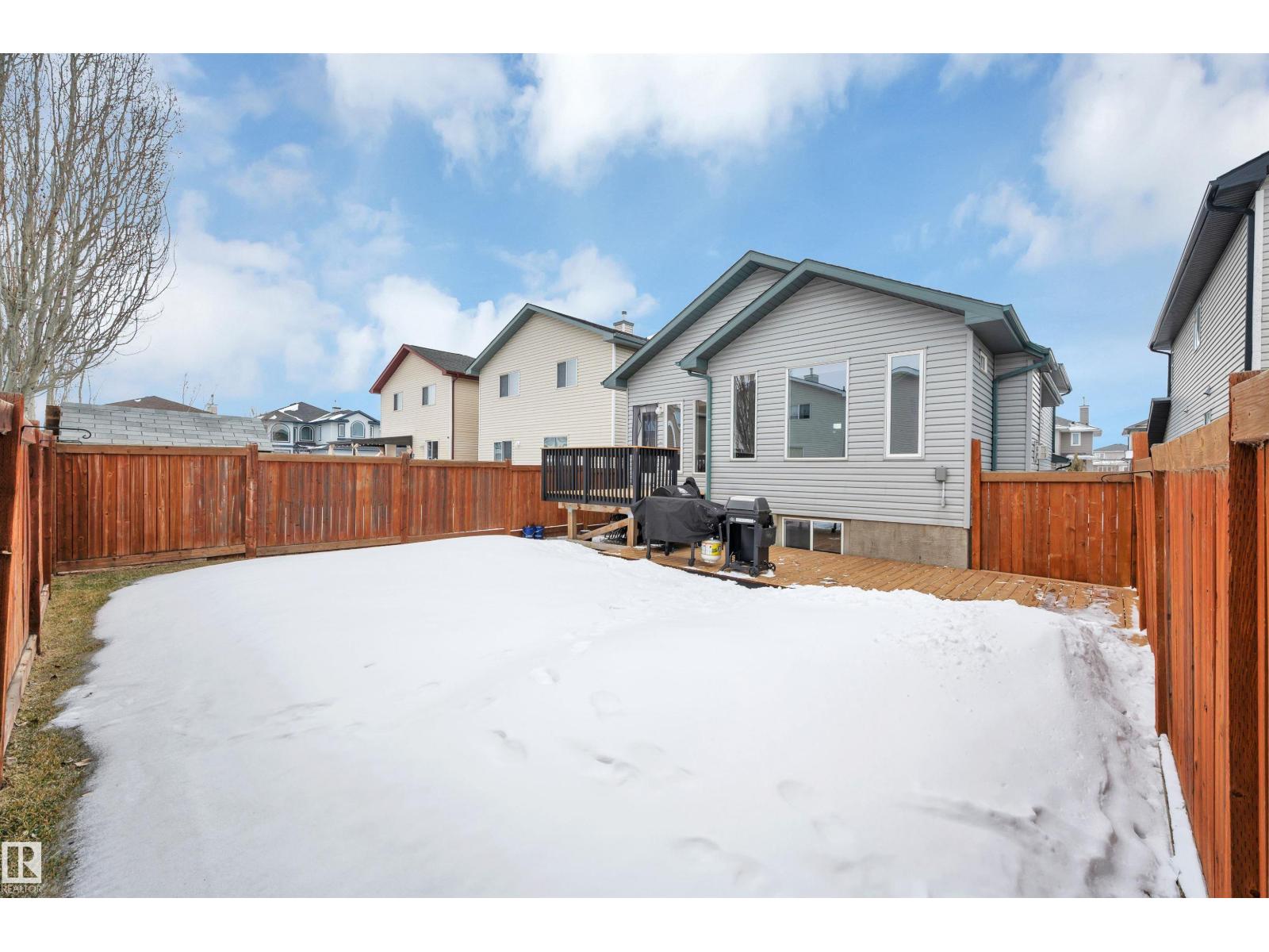 62 DOUGLAS CR, Leduc