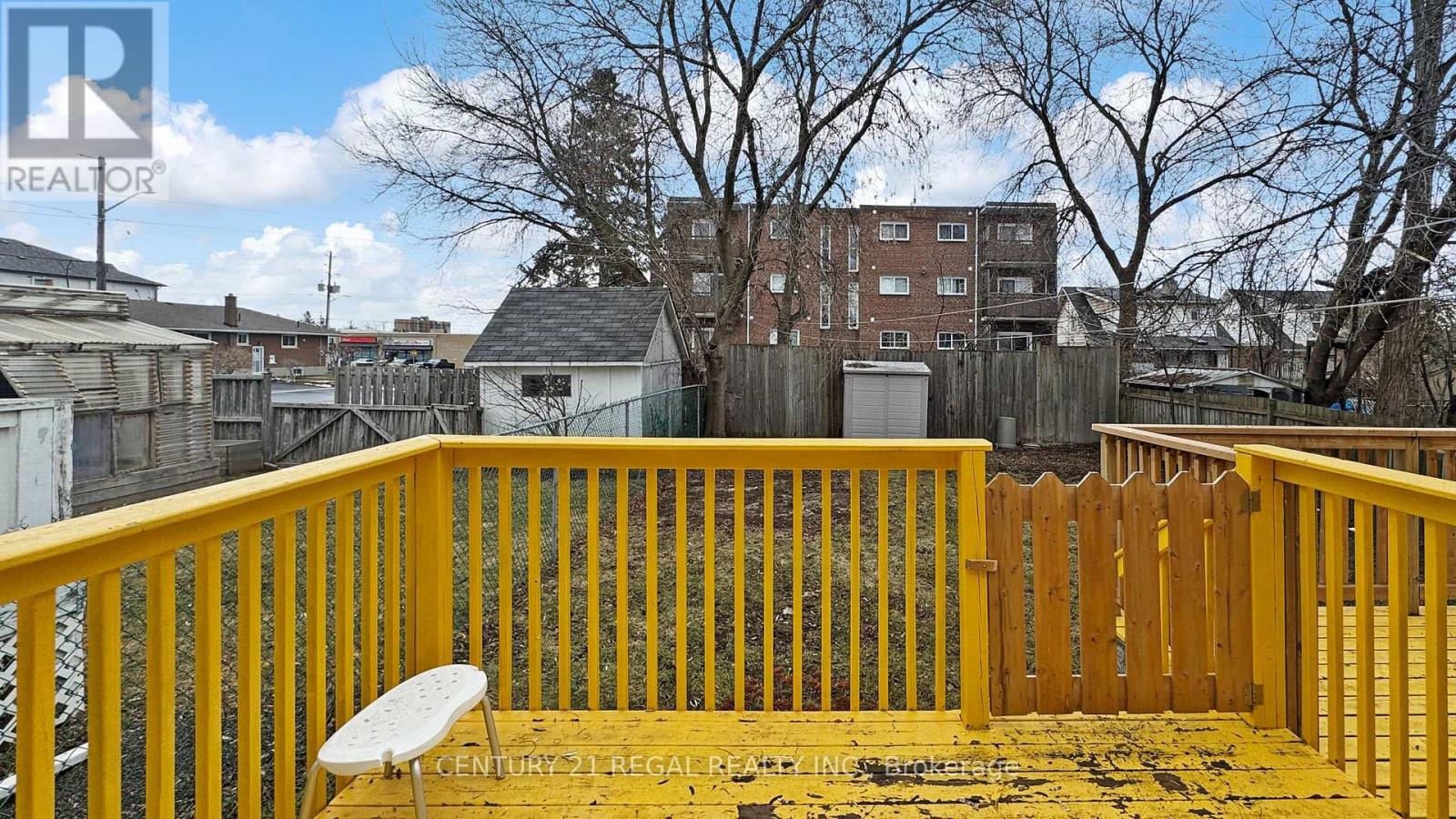 55 MONTRAVE AVENUE - 24