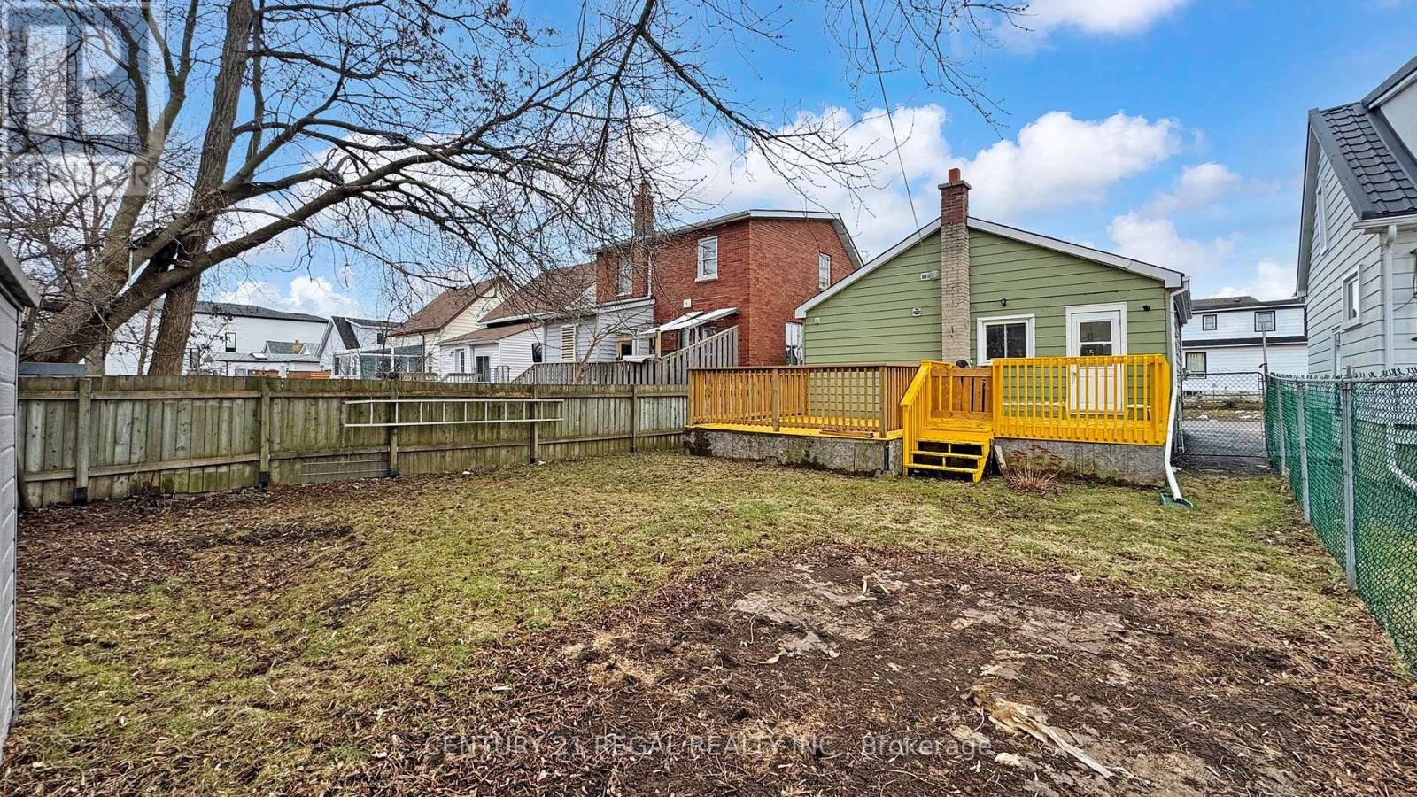 55 MONTRAVE AVENUE - 3