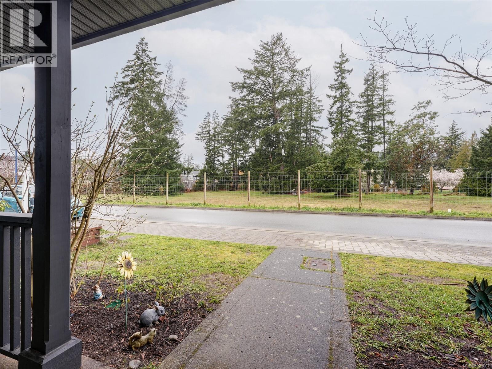  3385 Piper Road, Langford