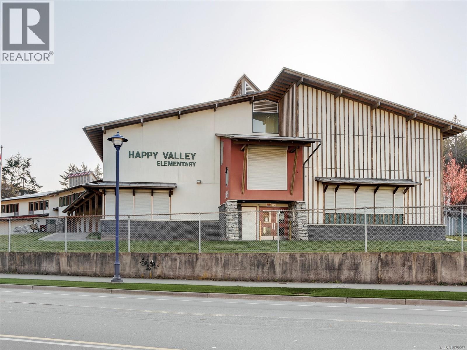  3385 Piper Road, Langford