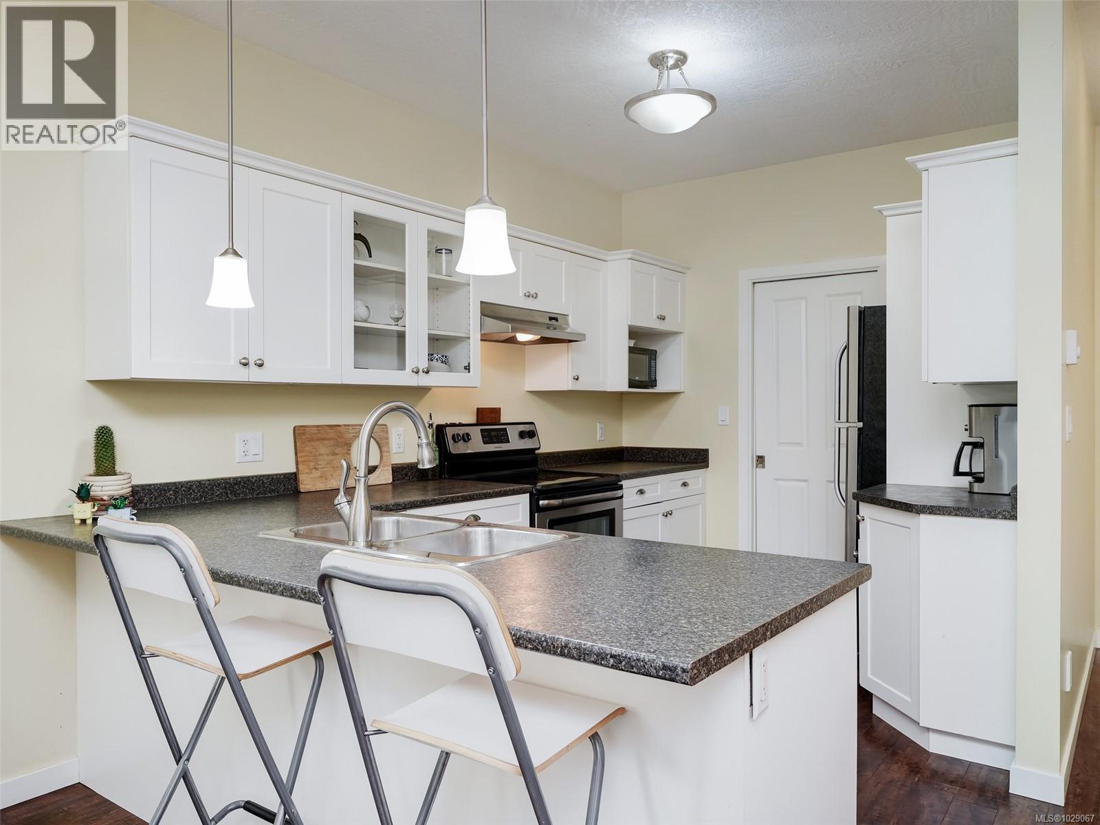  3385 Piper Road, Langford