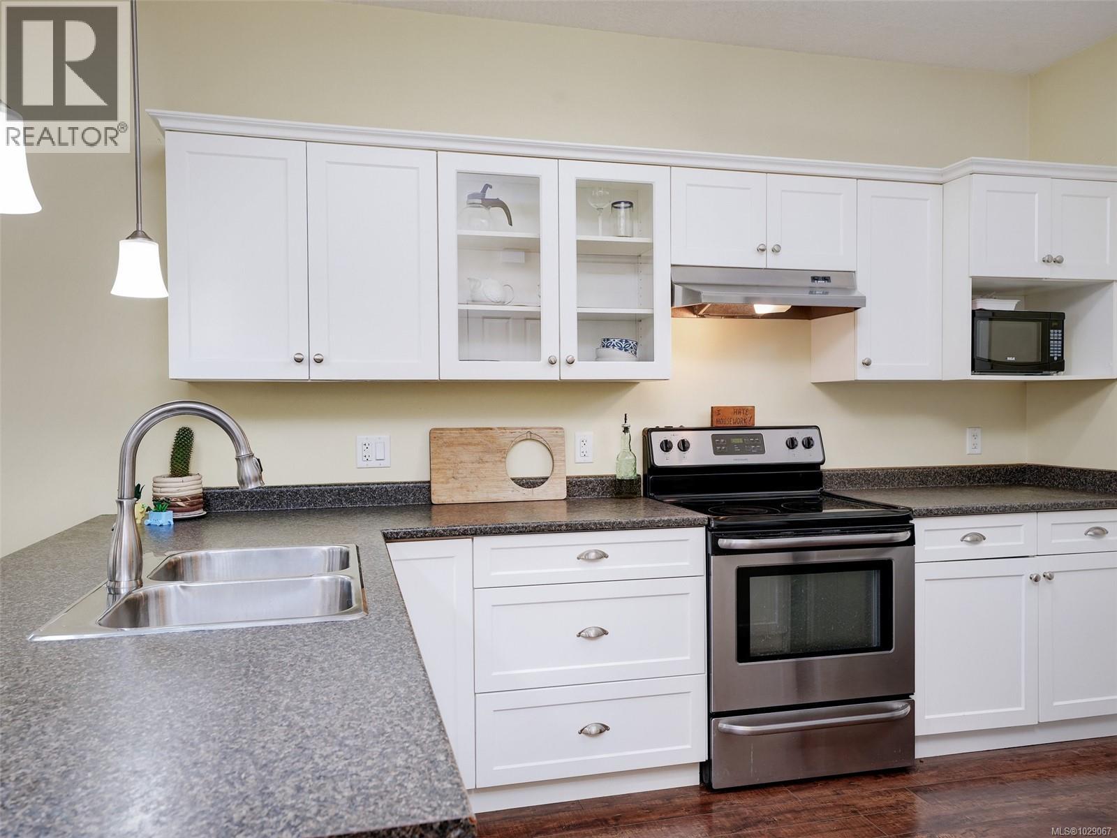  3385 Piper Road, Langford