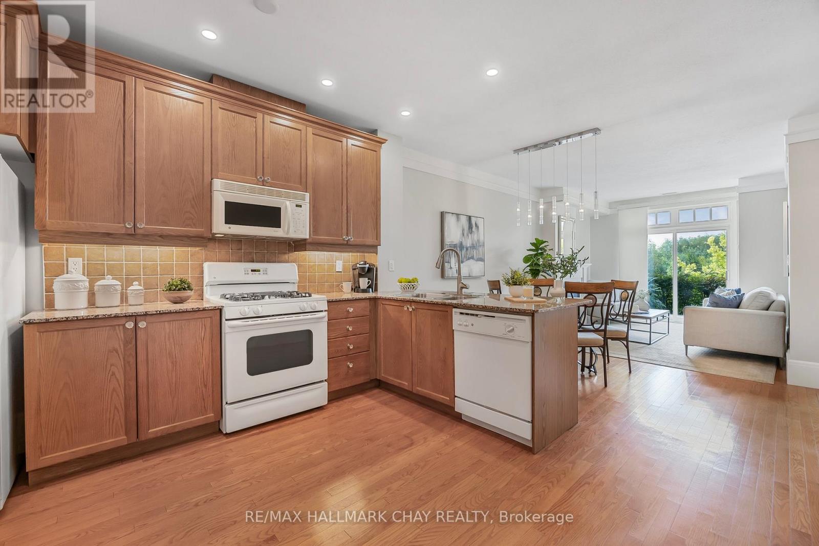 #112 140 CEDAR ISLAND ROAD - 8