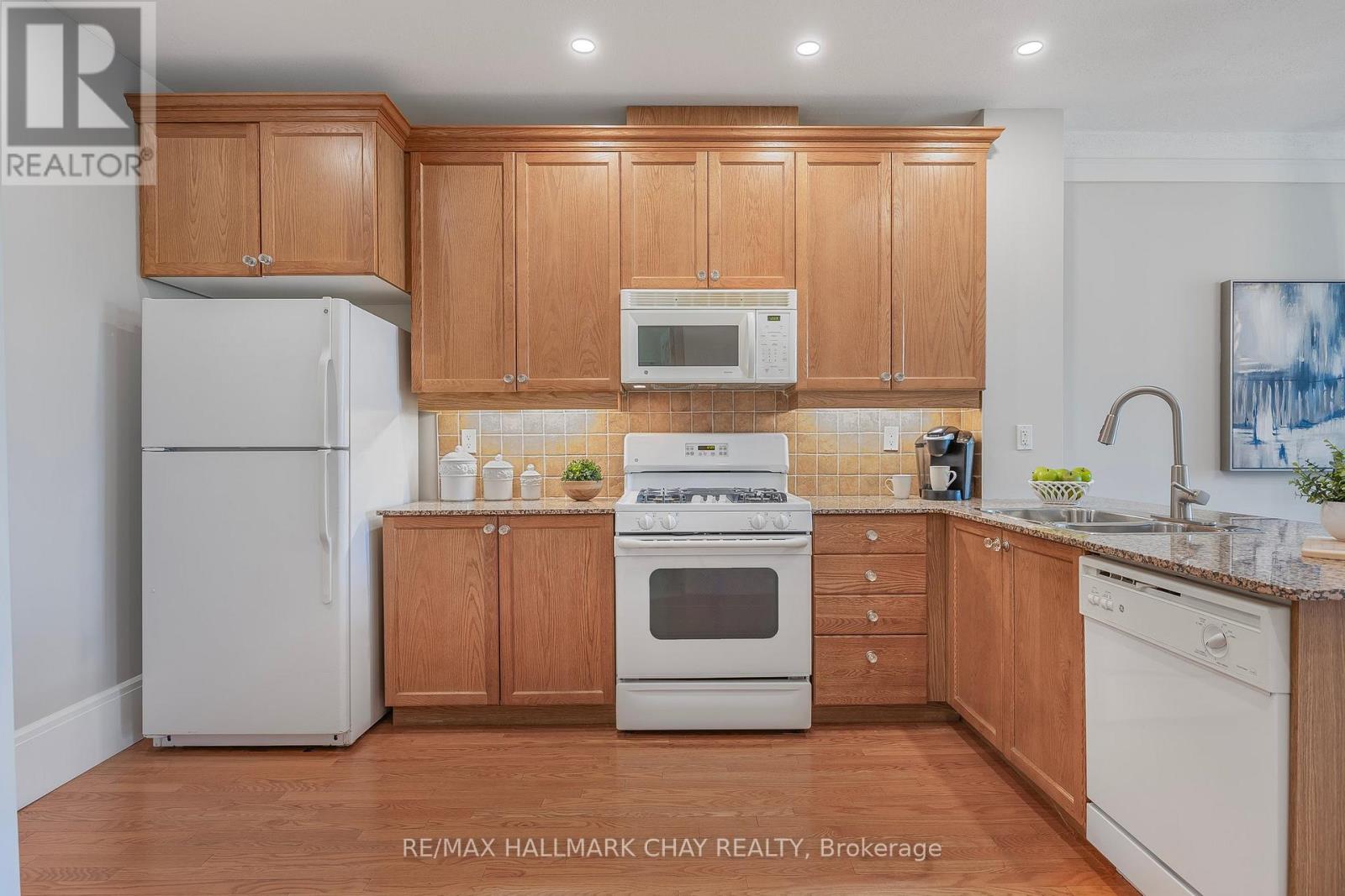 #112 140 CEDAR ISLAND ROAD - 9