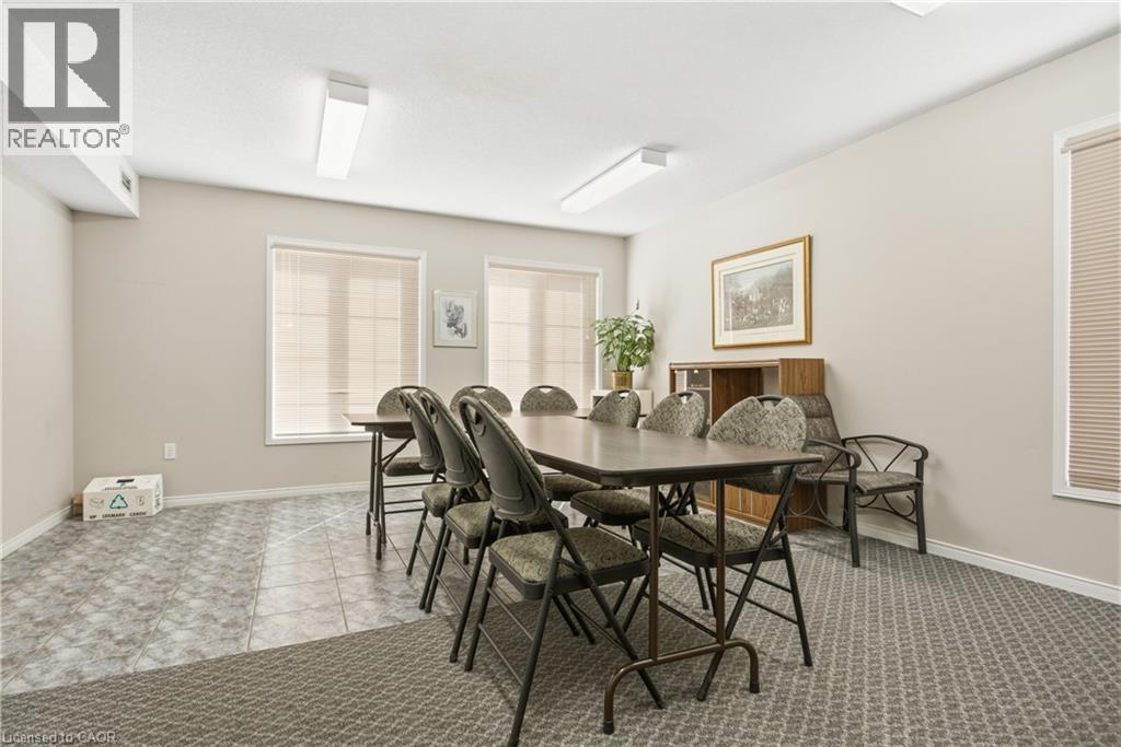 #F304 216 PLAINS Road W - 27