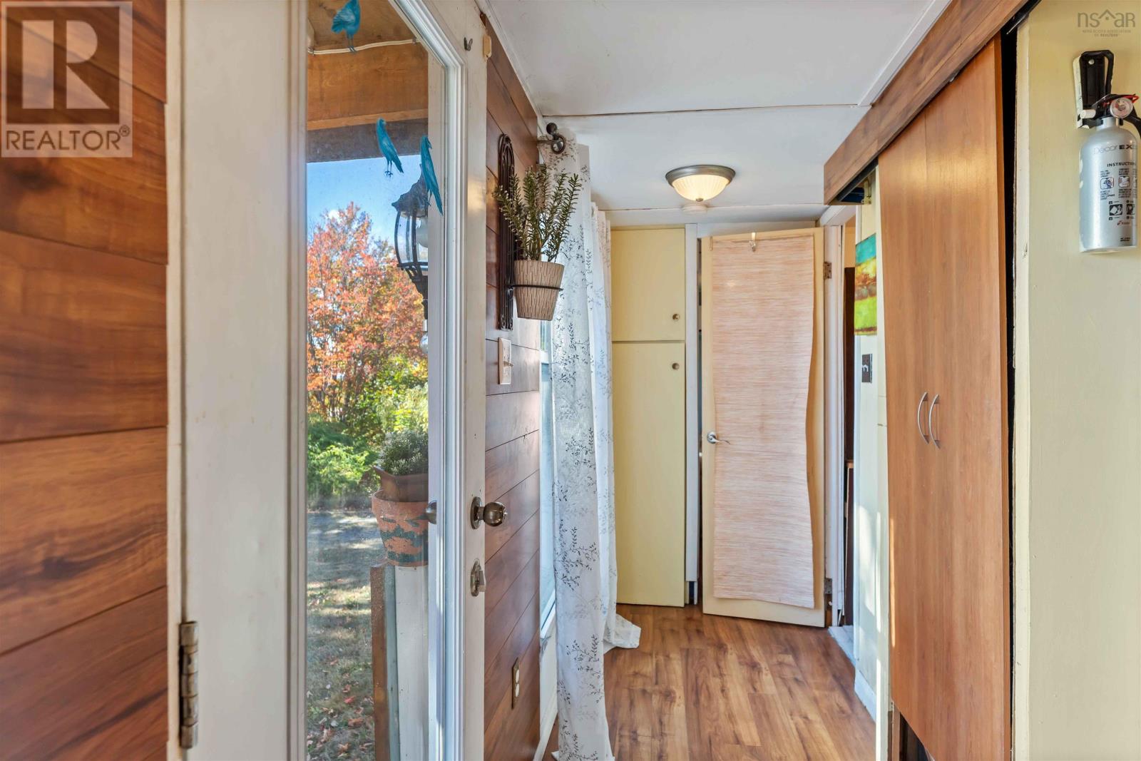 Property 32 of 50 of 3199 Brooklyn Street